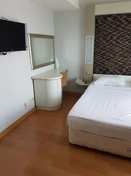 Hotel Synosse 4*